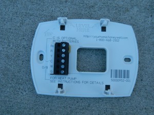 Picture of back side of a thermostat